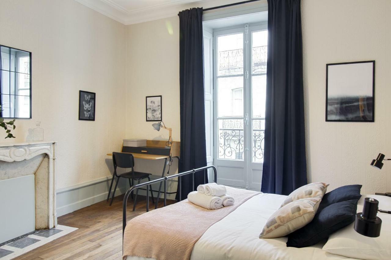 Ferienwohnung Sous Le Cedre - Au Coeur De Nantes Exterior foto
