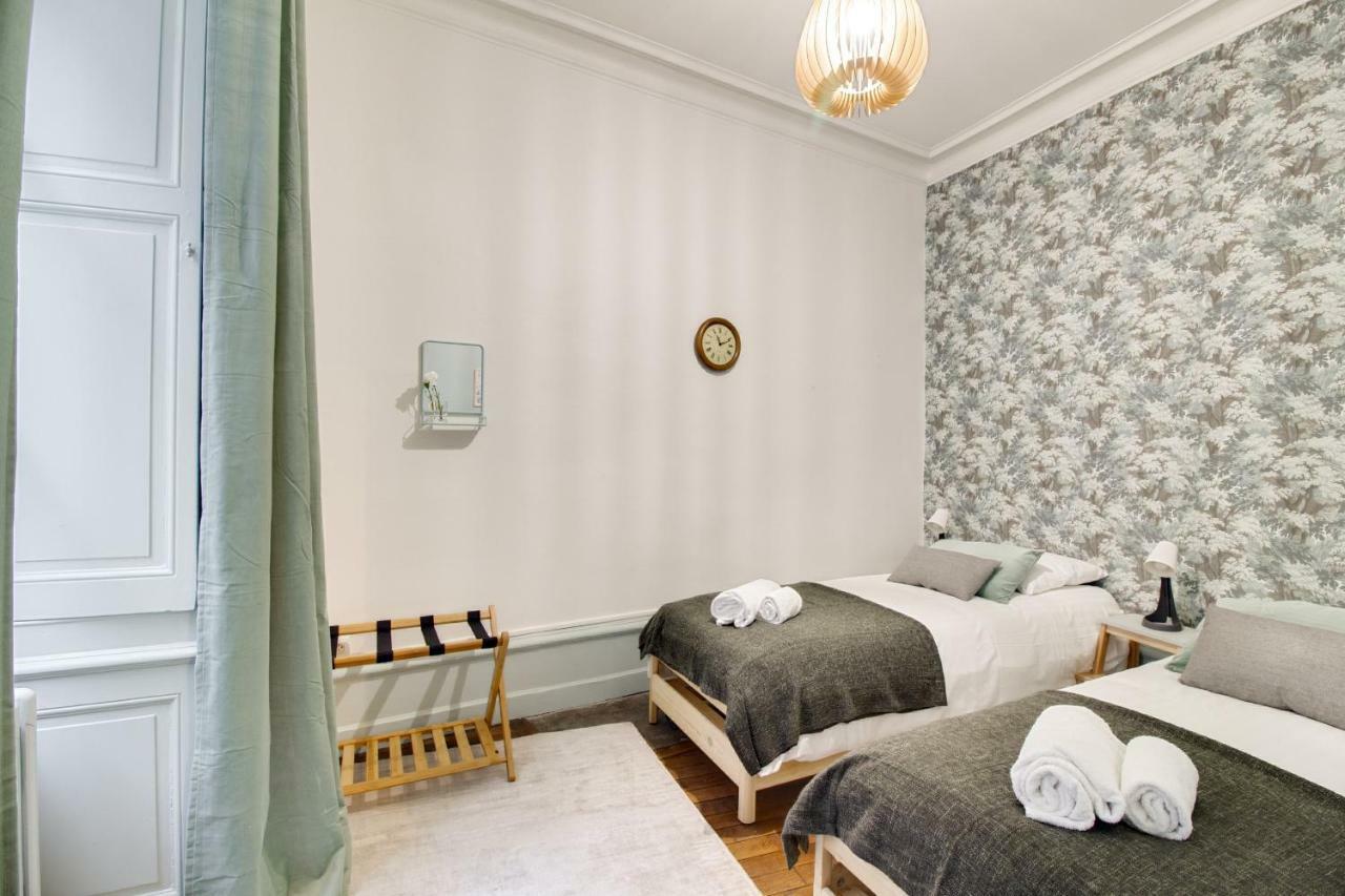 Ferienwohnung Sous Le Cedre - Au Coeur De Nantes Exterior foto