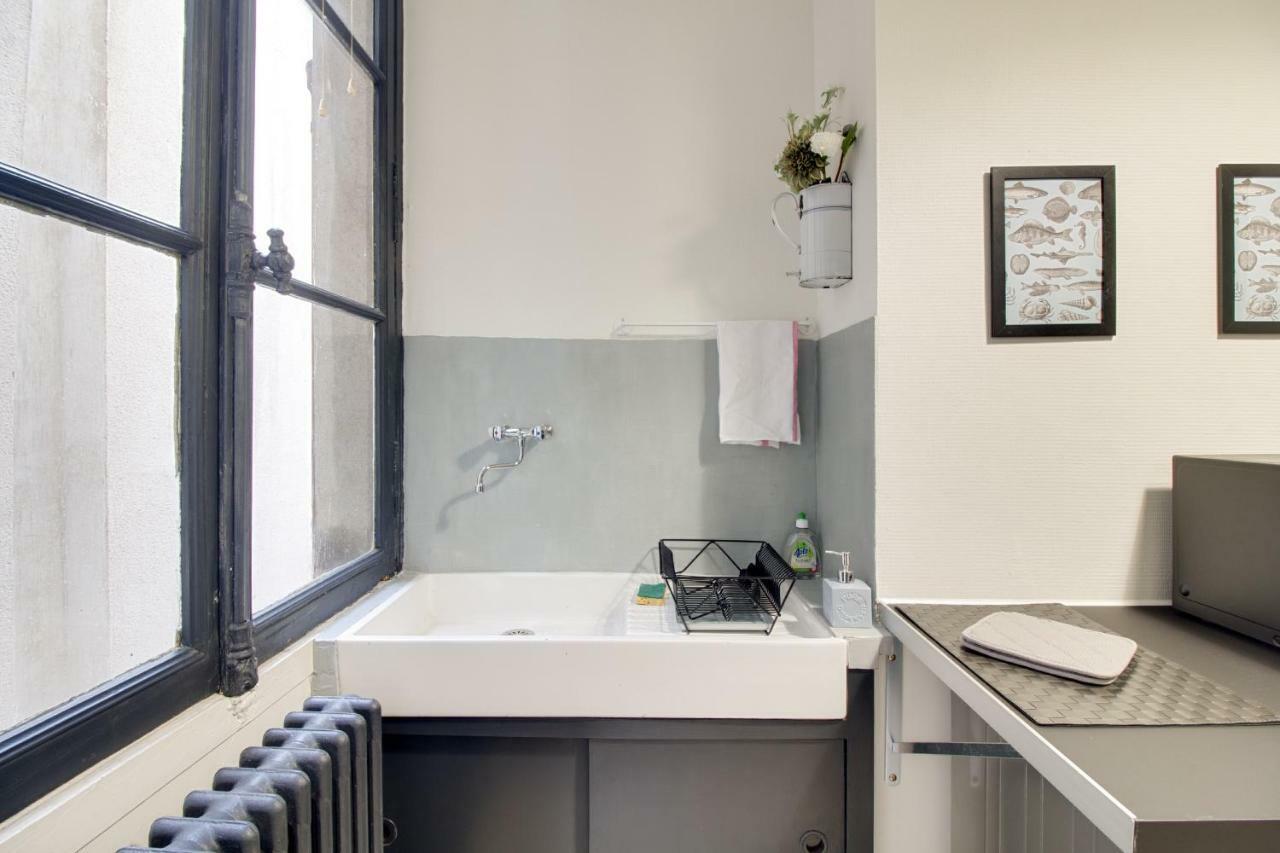 Ferienwohnung Sous Le Cedre - Au Coeur De Nantes Exterior foto