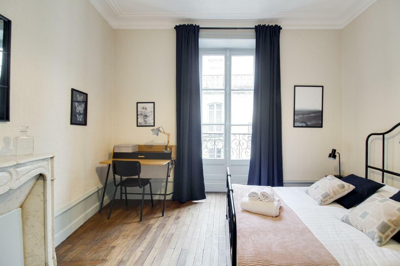 Ferienwohnung Sous Le Cedre - Au Coeur De Nantes Exterior foto
